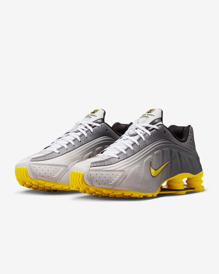 Nike Shox R4 SE Men's Shoes