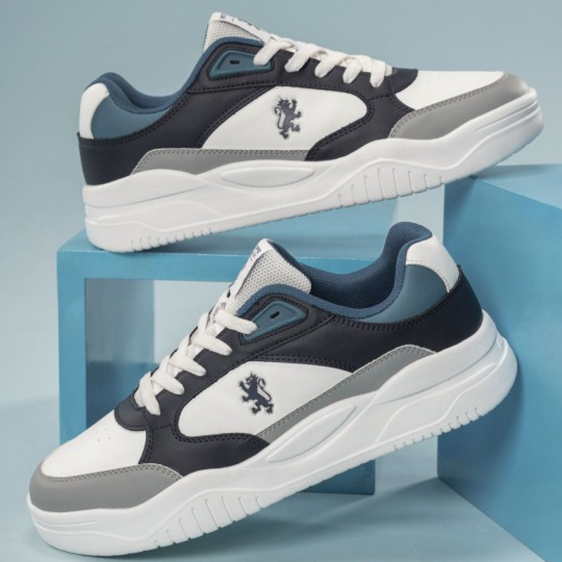 Men Colourblocked Round Toe Memory Foam Sneakers